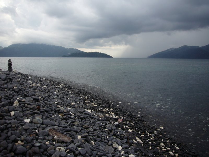 Black pebble island